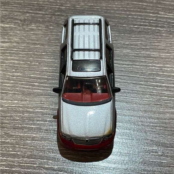 JADA TOYS DUB CITY 2003 Lincoln Navigator Suv Diecast Toy 1/64 - Picture 7 of 8